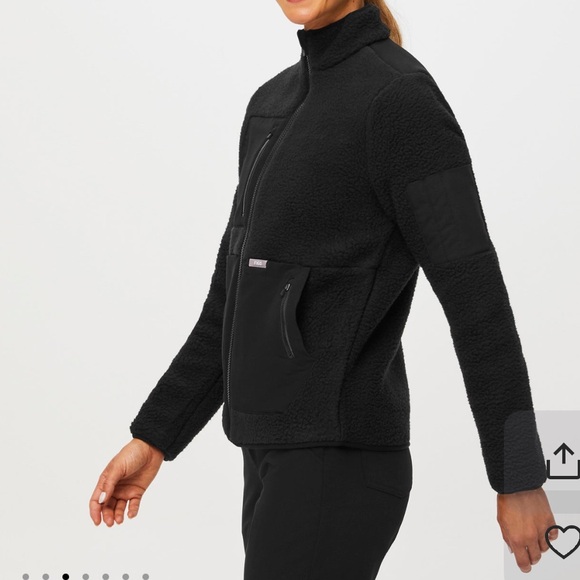 Figs On Shift Sherpa Scrub Jacket - Picture 2 of 10